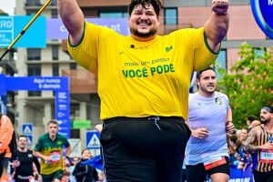 Julio Mamute concluiu corrida de 10km em Portugal.