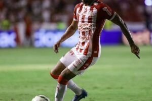 J&uacute;nior Todinho deve ser titular contra o Athletic, pela S&eacute;rie B.