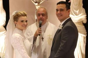 Casamento de Marcela Jungmann e Rodrigo Barros no Instituto Ricardo Brennand, no Recife.