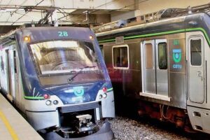 Metr&ocirc; em circula&ccedil;&atilde;o na esta&ccedil;&atilde;o Recife