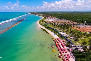A praia &eacute; um verdadeiro para&iacute;so no litoral sul do estado.