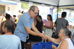 Prefeito Mano Medeiros presente na Caravana Jaboat&atilde;o da Gente