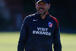 Simeone, t&eacute;cnico e &iacute;dolo hist&oacute;rico do Atl&eacute;tico de Madrid.
