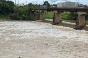 Rio Capibaribe.