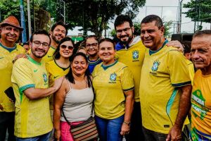 C&eacute;sar Ramos (PSD), esteve na Pra&ccedil;a do Espinheiro, em Itapissuma. 