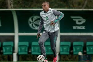 Juventude enfrenta o Londrina fora de casa pela S&eacute;rie B.