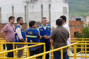 Vistoria em obra da Adutora do Agreste.