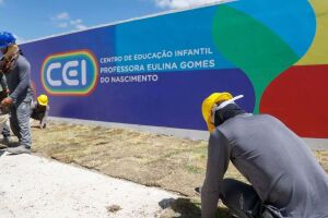 Constru&ccedil;&atilde;o de creche em Santa Cruz do Capibaribe.