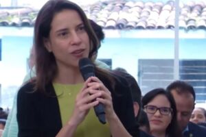 Raquel Lyra na Assembleia de Deus em Abreu e Lima