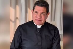 Padre Silvio Andrei Rodrigues.