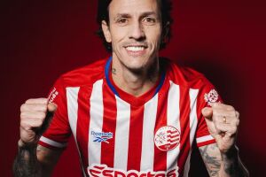 Jean Carlos deve reestrear dentro dos Aflitos.
