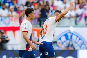 Bahia enfrenta Athletico-PR fora de casa.