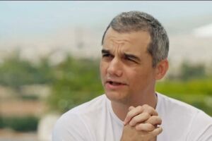 Wagner Moura chama esquerda identit&aacute;ria de facista em entrevista ao Pedro Bial
