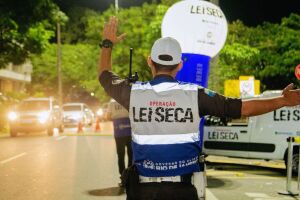 Mudan&ccedil;a na Lei Seca: Blitz ter&aacute; procedimento para &aacute;lcool, drogas e at&eacute; bombom de licor