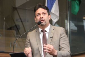 O l&iacute;der da oposi&ccedil;&atilde;o na C&acirc;mara Municipal do Recife, vereador Felipe Alecrim (NOVO). 