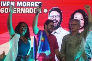 Ivan Moraes, Alice Gabino e Paulo Rubem Santiago em conven&ccedil;&atilde;o