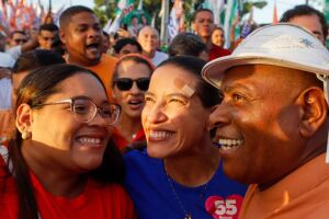 Raquel Lyra em agenda no Litoral Norte