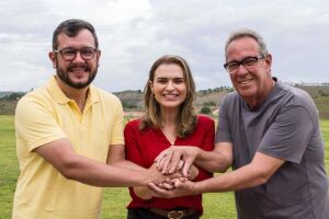 Gabriel Porto, Mar&iacute;lia Arraes e &Aacute;lvaro Porto.