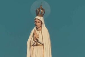 Fot&oacute;grafo viraliza com registro de lua cheia 'coroando' Nossa Senhora de F&aacute;tima em Crato (CE)