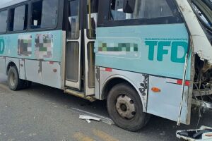 O acidente aconteceu por volta das 9h20, no quil&ocirc;metro 176,6 da BR-232.