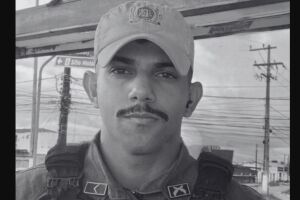 Soldado da PMPE Jo&atilde;o Victor da Silva Ferraz.
