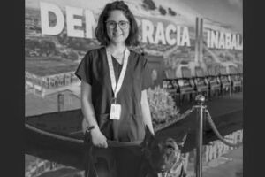Veterin&aacute;ria Vit&oacute;ria Valle de Oliveira Pinha.