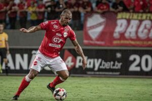 Arilson &eacute; o novo refor&ccedil;o do Santa Cruz para S&eacute;rie C.