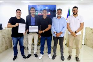Vereador L&eacute;o Fam&iacute;lia retornar&aacute; ao poder legislativo de Camaragibe