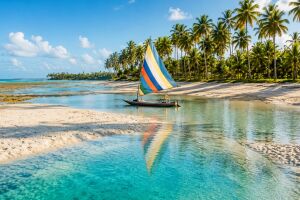 Praia do Patacho, localizada em Porto de Pedras, no litoral norte de Alagoas