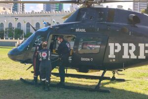 Idoso &eacute; transferido de helic&oacute;ptero para hospital no Recife