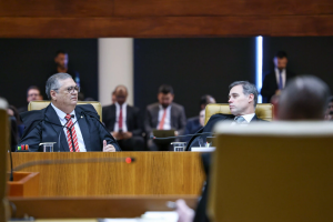 Ministros do STF, Fl&aacute;vio Dino e Andr&eacute; Mendon&ccedil;a