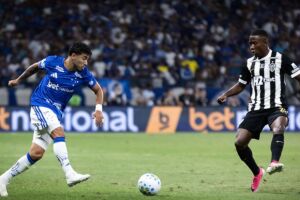 Cruzeiro enfrenta o Remo pela S&eacute;rie A.