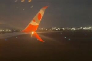 Avi&atilde;o da Gol pega fogo durante decolagem e pista do Aeroporto de Goi&acirc;nia fica interditada.