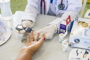 As a&ccedil;&otilde;es ser&atilde;o realizadas das 9h &agrave;s 12h e oferecem atendimentos gratuitos &agrave; popula&ccedil;&atilde;o. Entre os servi&ccedil;os dispon&iacute;veis est&atilde;o consultas com cl&iacute;nico geral, atendimentos odontol&oacute;gicos, entre outros.