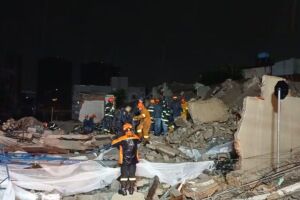 Segundo a Defesa Civil, mais de 25 ocorr&ecirc;ncias foram registradas envolvendo alagamentos, quedas de &aacute;rvores, deslizamentos de terra, quedas de muros.