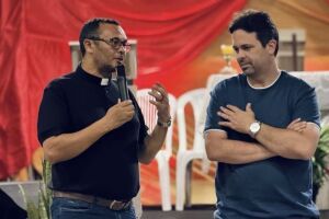 Felipe Alecrim se consolida no eleitorado cat&oacute;lico para defender pautas ligadas &agrave; Igreja, em Bras&iacute;lia.