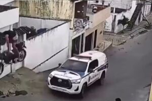 O jovem recebeu os primeiros socorros e foi encaminhado ainda com vida ao Hospital Jo&atilde;o Murilo de Oliveira, no munic&iacute;pio. No entanto, ele n&atilde;o resistiu aos ferimentos provocados pela queda.