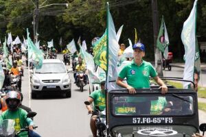 O deputado estadual Coronel Alberto Feitosa.