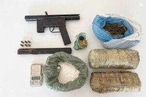 PM apreende drogas, arma artesanal e muni&ccedil;&otilde;es ap&oacute;s troca de tiros em Petrolina.