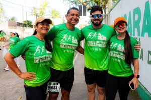O candidato afirma ser adepto da pr&aacute;tica esportiva e defensor do esporte no cotidiano dos pernambucanos e tamb&eacute;m destacou a participa&ccedil;&atilde;o da fam&iacute;lia e dos amigos durante a corrida.