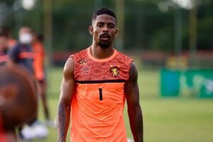 Hayner &eacute; ex-jogador de Sport e N&aacute;utico.