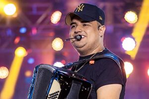 Tarc&iacute;sio do Acordeon.