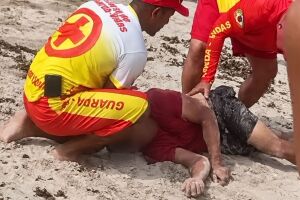 O homem foi encaminhado para atendimento m&eacute;dico em estado considerado grave.