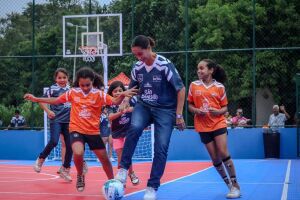 Liga Social Joga Pra Elas ter&aacute; presen&ccedil;a de atacante do Santos.