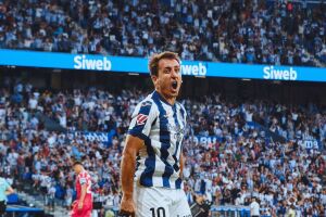 Campe&atilde;o do Mundo, Oyarzabal &eacute; camisa 10 do Real Sociedad.