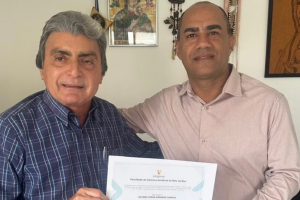 Gilvandro Estrela e Alcides Jorge Andrade Campos, novo secret&aacute;rio do munic&iacute;pio