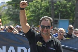 &Aacute;ureo Cisneiros, presidente do Sinpol