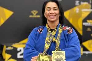 Atleta Maria Gorete Pereira da Silva, campe&atilde; mundial de Jiu-Jitsu