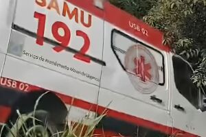 Ambul&acirc;ncia do Servi&ccedil;o de Atendimento M&oacute;vel de Urg&ecirc;ncia (Samu).