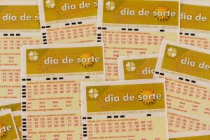 Volantes da Loteria Dia de Sorte